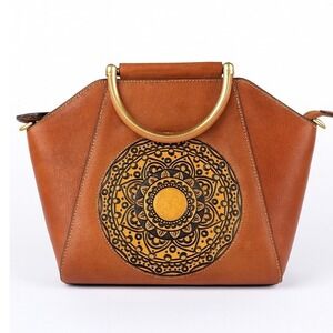 Vintage Inspired Mandala Leather Handbag – Boho Artistic Sunburst Design